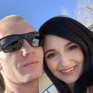 Meet your Posher, Dakota